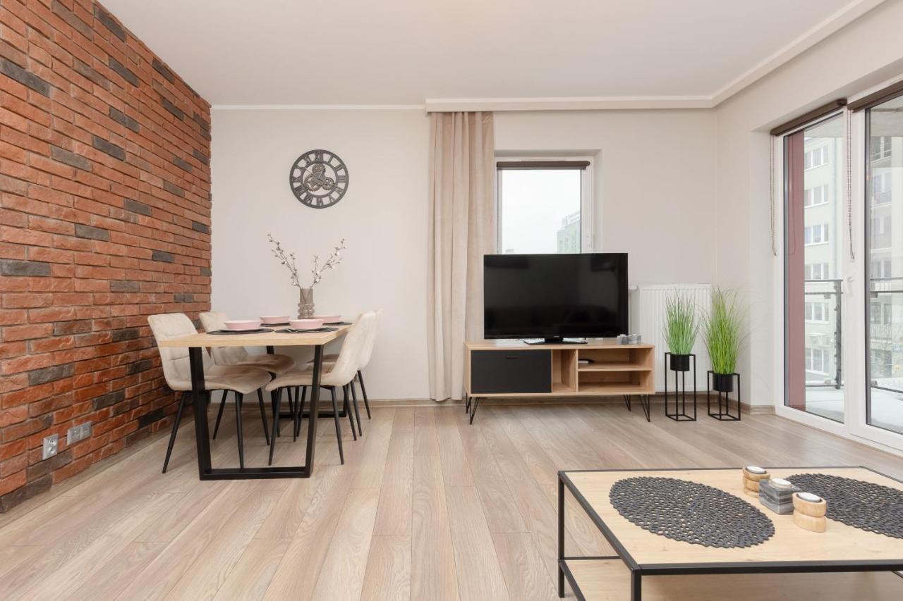 Modern One Bedroom Apartment With Parking In Lodz By Renters Prestige 외부 사진