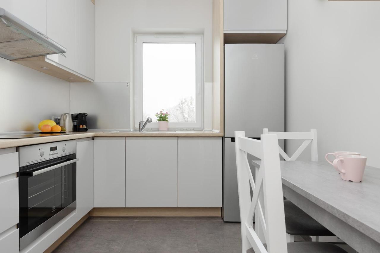 Modern One Bedroom Apartment With Parking In Lodz By Renters Prestige 외부 사진